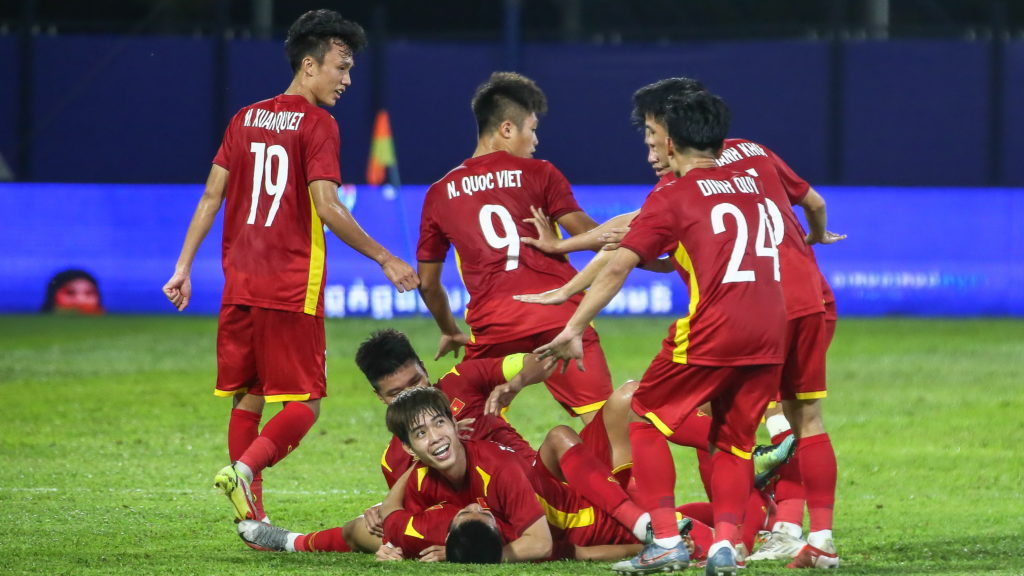 choi-tan-cong-tong-luc-u23-viet-nam-tu-tin-dau-thai-lan-phai-cho-nguoi-thai-tam-phuc