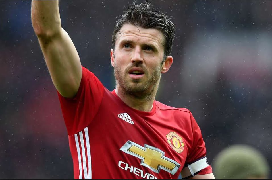 tien-ve-Michael-Carrick 