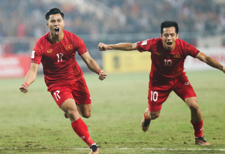 bao-han-sot-sinh-sich-voi-pha-ghi-ban-cua-van-thanh-tai-aff-cup