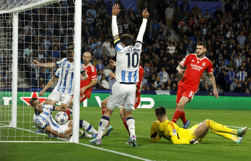 real-sociedad-vs-benfica-0045-09-11-161955.jpg