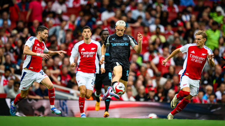 arsenal-vs-bayer-leverkusen-0000-08-08-213827.jpg